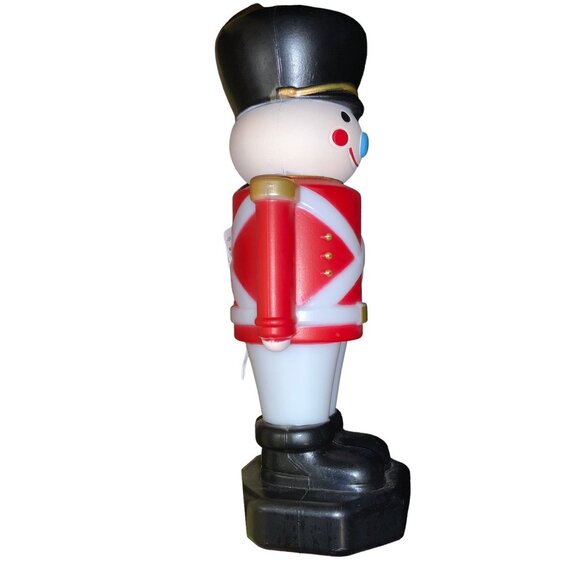 Soldier Blow Mold 11 Inch with Tags Lighted - Picture 10 of 15